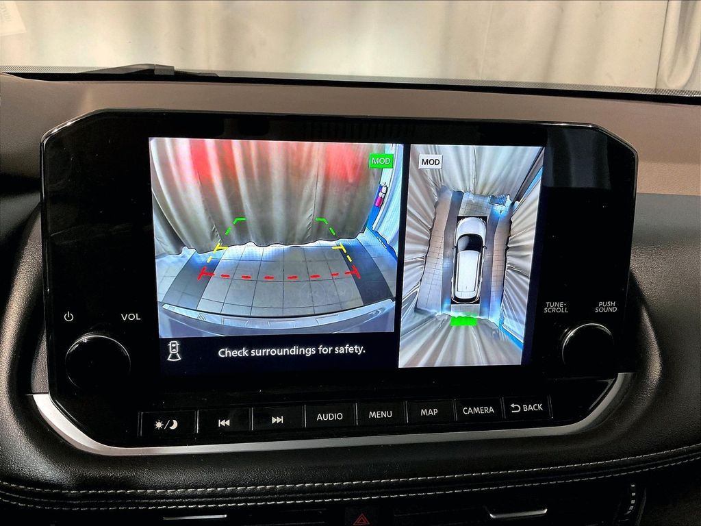 2021 Nissan Rogue — photo 19