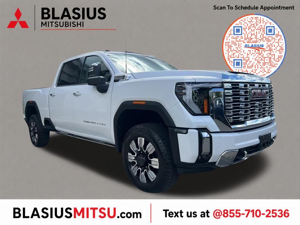 White Frost Tricoat 2024 GMC Sierra 2500HD Pickup Truck Four-Wheel Drive Automatic