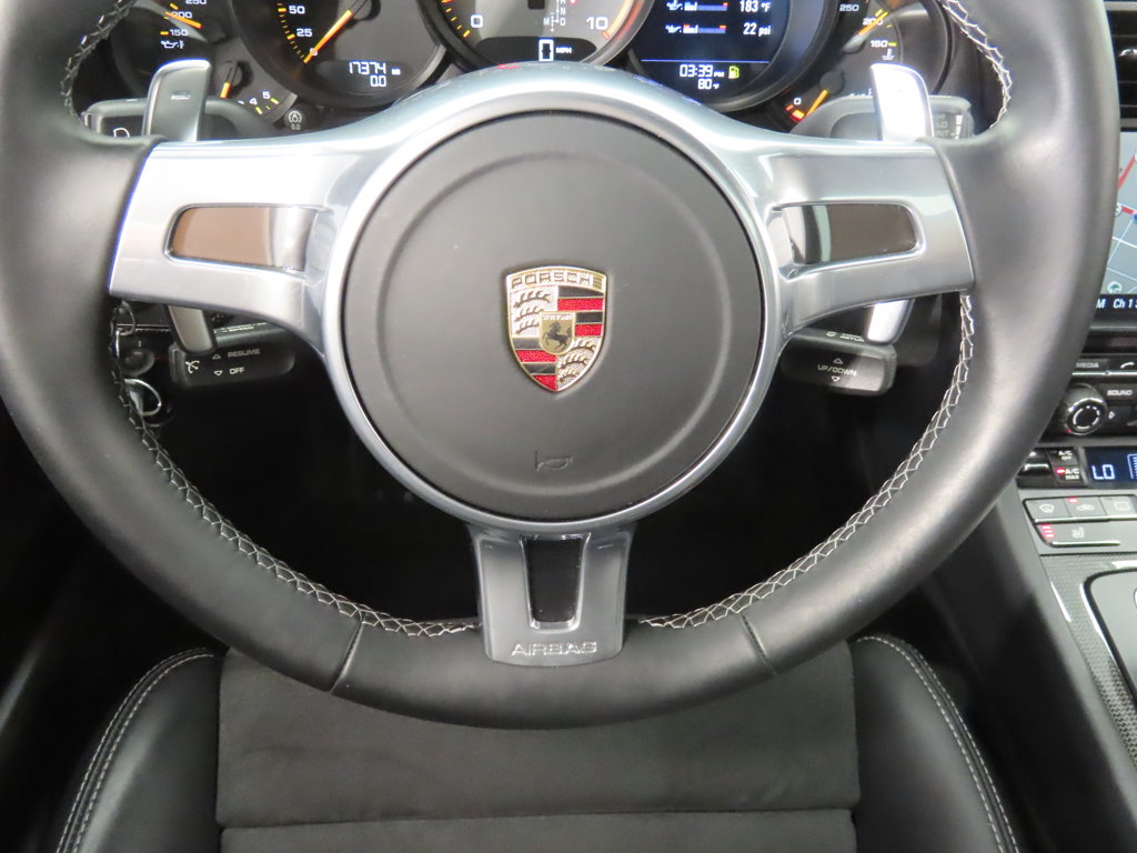 Thumbnail: 2014 Porsche 911 - 18