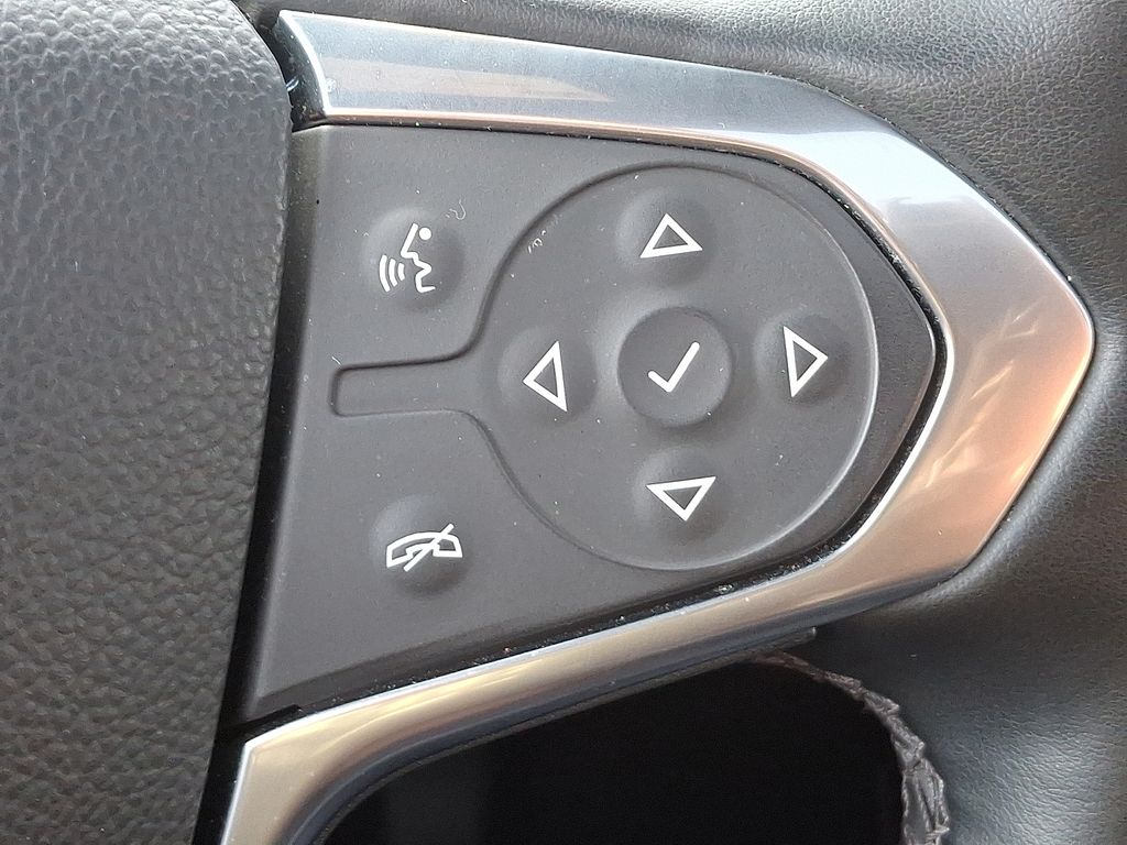 Thumbnail: 2023 Chevrolet Traverse - 23