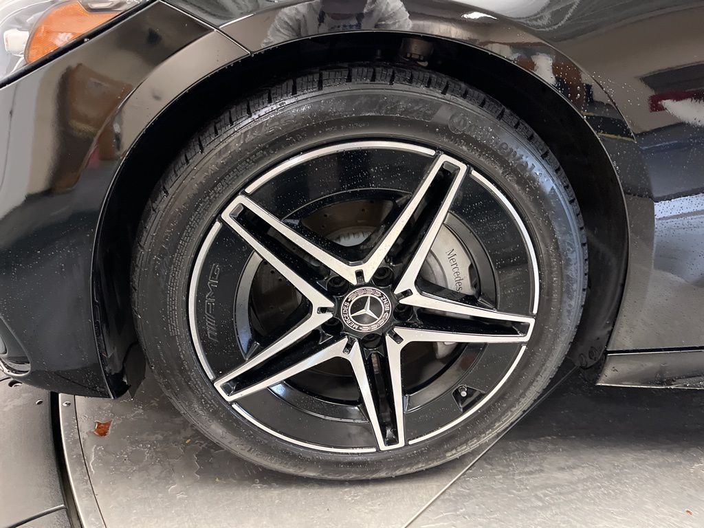 Thumbnail: 2023 Mercedes-Benz C-Class - 10