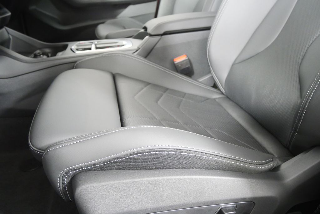 Thumbnail: 2026 BMW 2 Series - 10