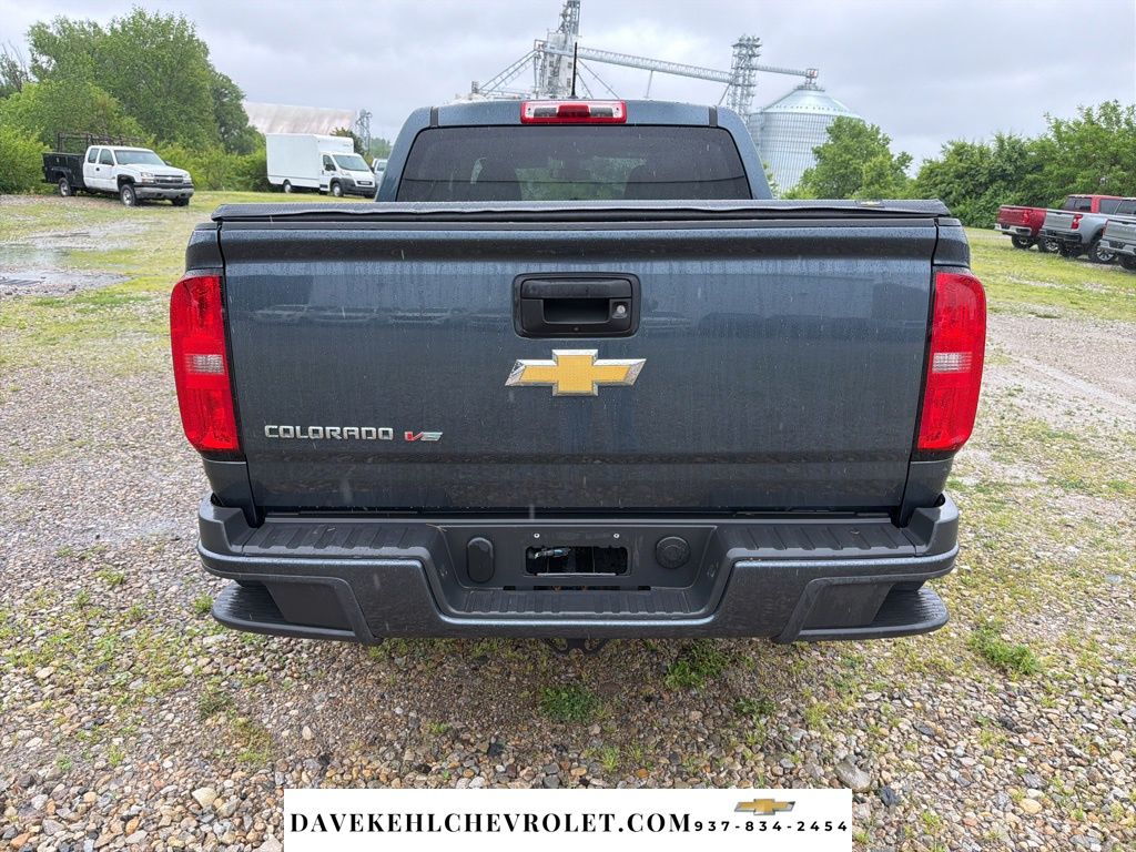 View vehicle photo 4