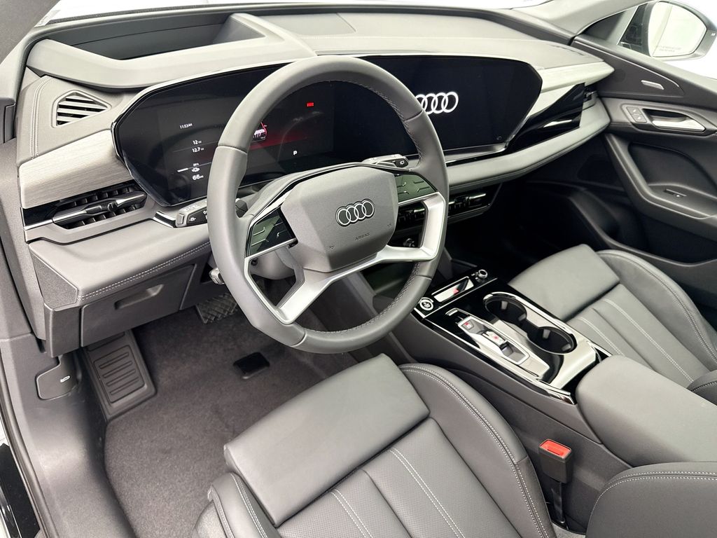 Thumbnail: 2025 Audi Q6 e-tron - 10