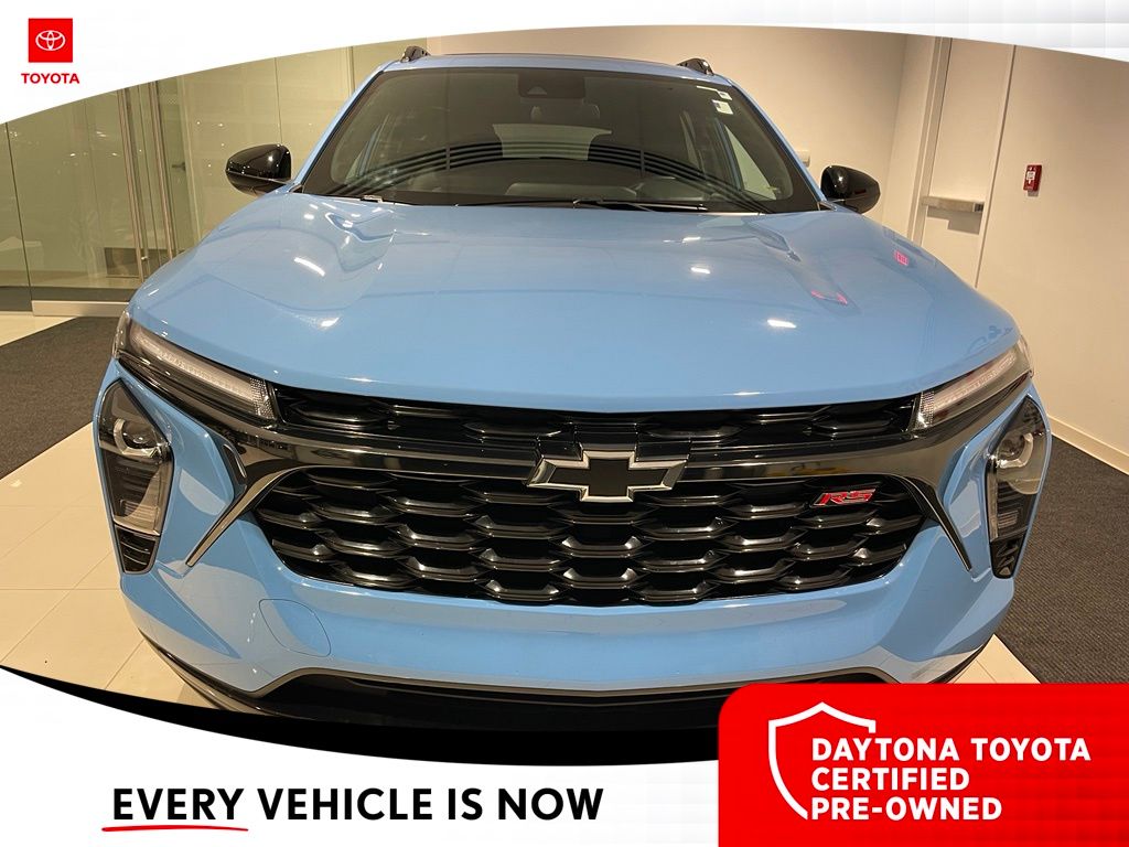 Used 2024 Chevrolet Trax SUV