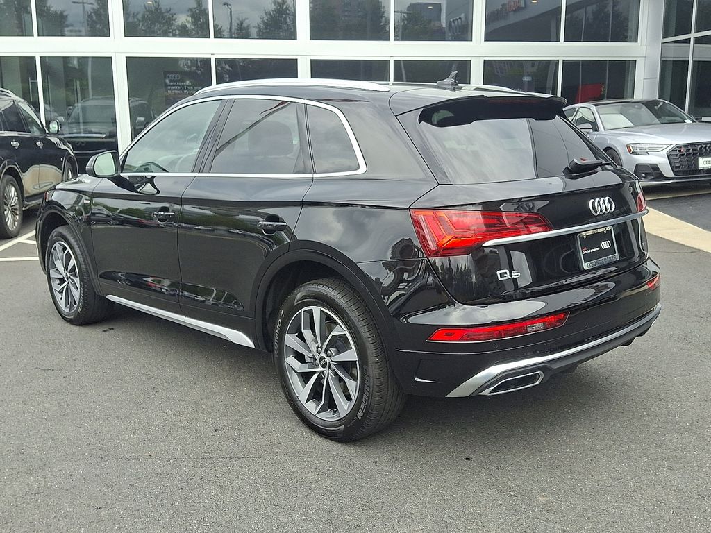 Thumbnail: 2023 Audi Q5 - 6
