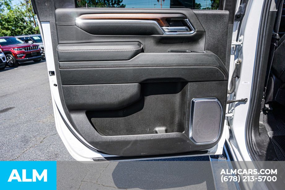 Used 2024 White GMC Denali image 53