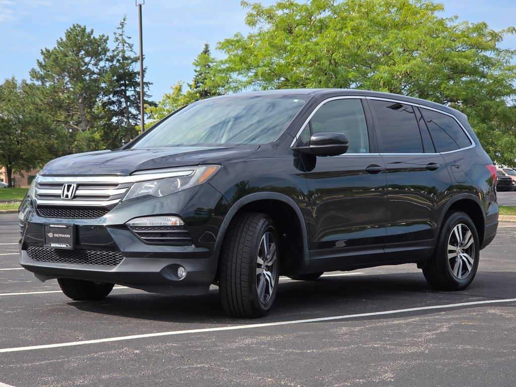 Certified Used 2018 Black Honda EX image 19