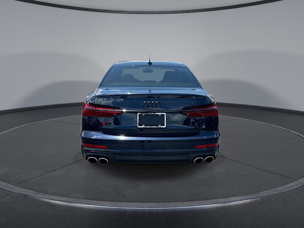 Thumbnail: 2021 Audi S6 - 16