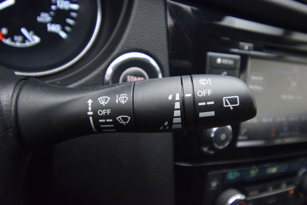 used 2020 Nissan Rogue Sport car, priced at $16,526