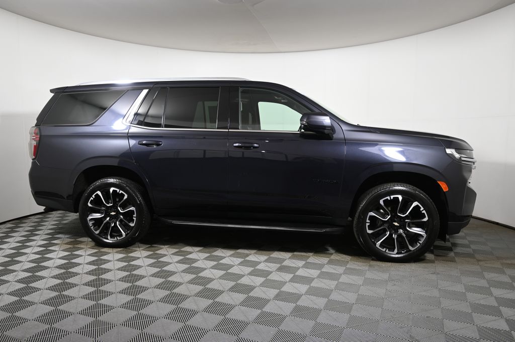 Thumbnail: 2022 Chevrolet Tahoe - 8