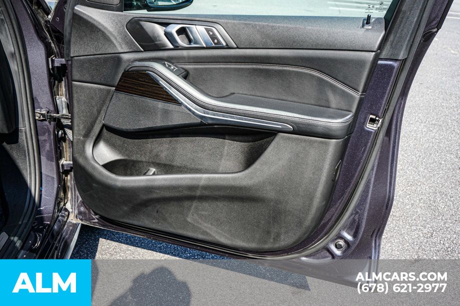 Used 2019 Gray BMW xDrive40i image 55