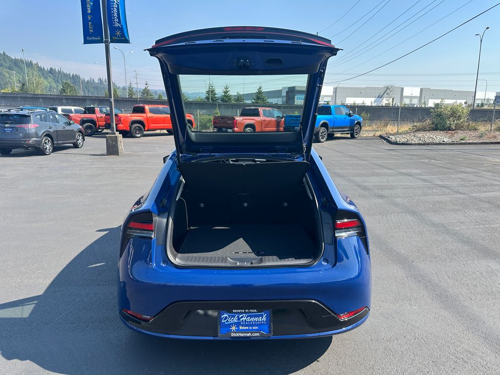 2024 Toyota Prius XLE