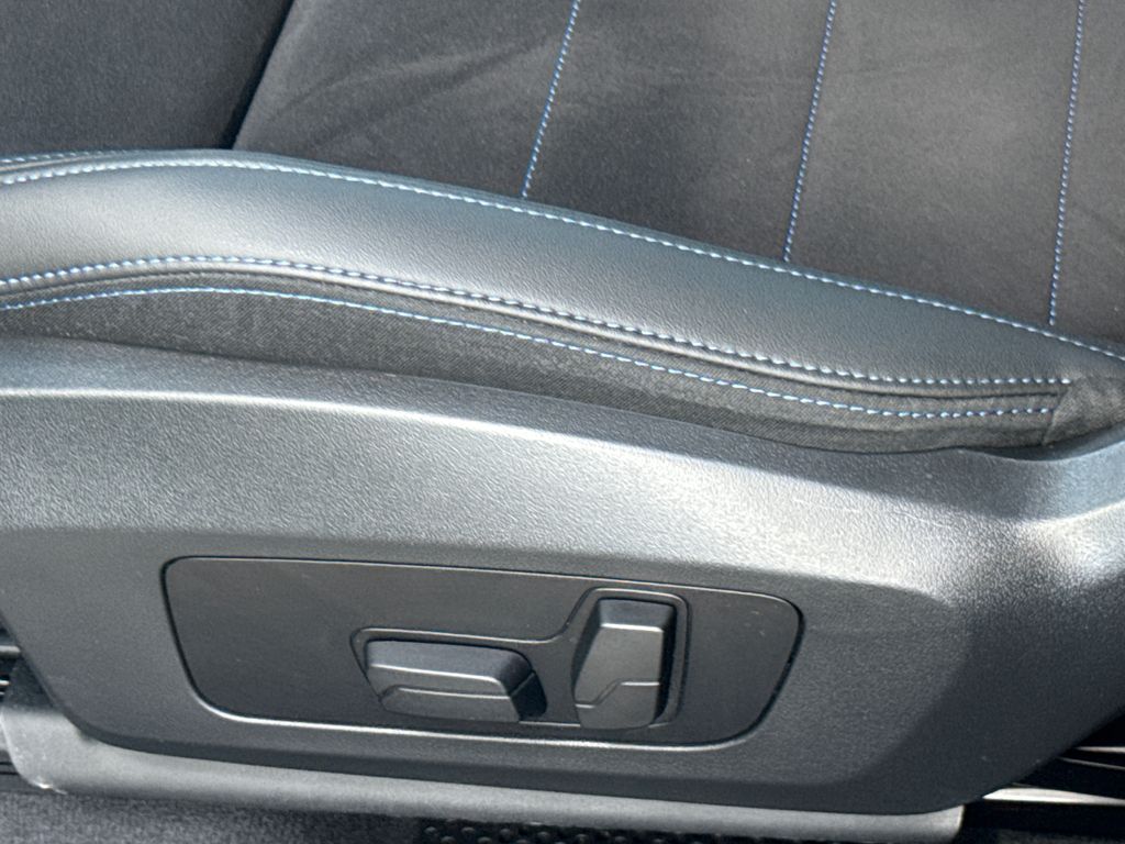 Certified Used 2025 Gray BMW M35i image 24