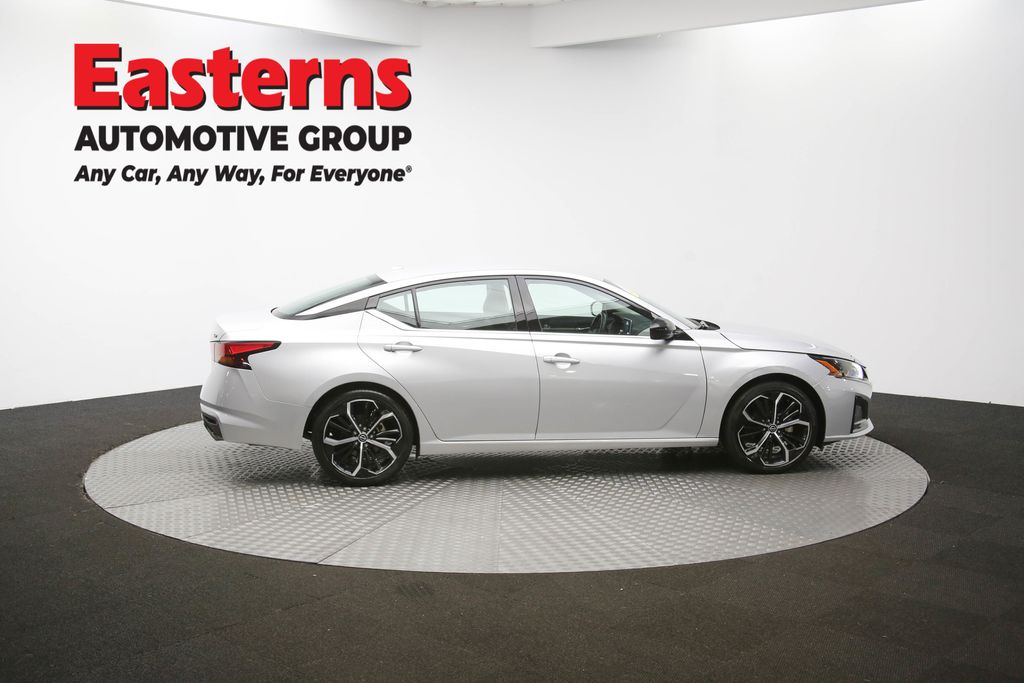 Used 2024 Silver Nissan 2.5 SR image 43