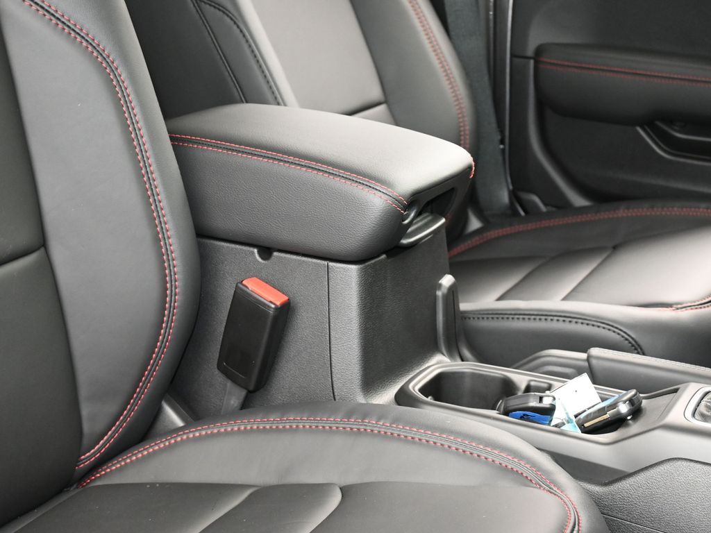 New 2026 Granite Crystal Metallic Clearcoat Jeep Rubicon image 41