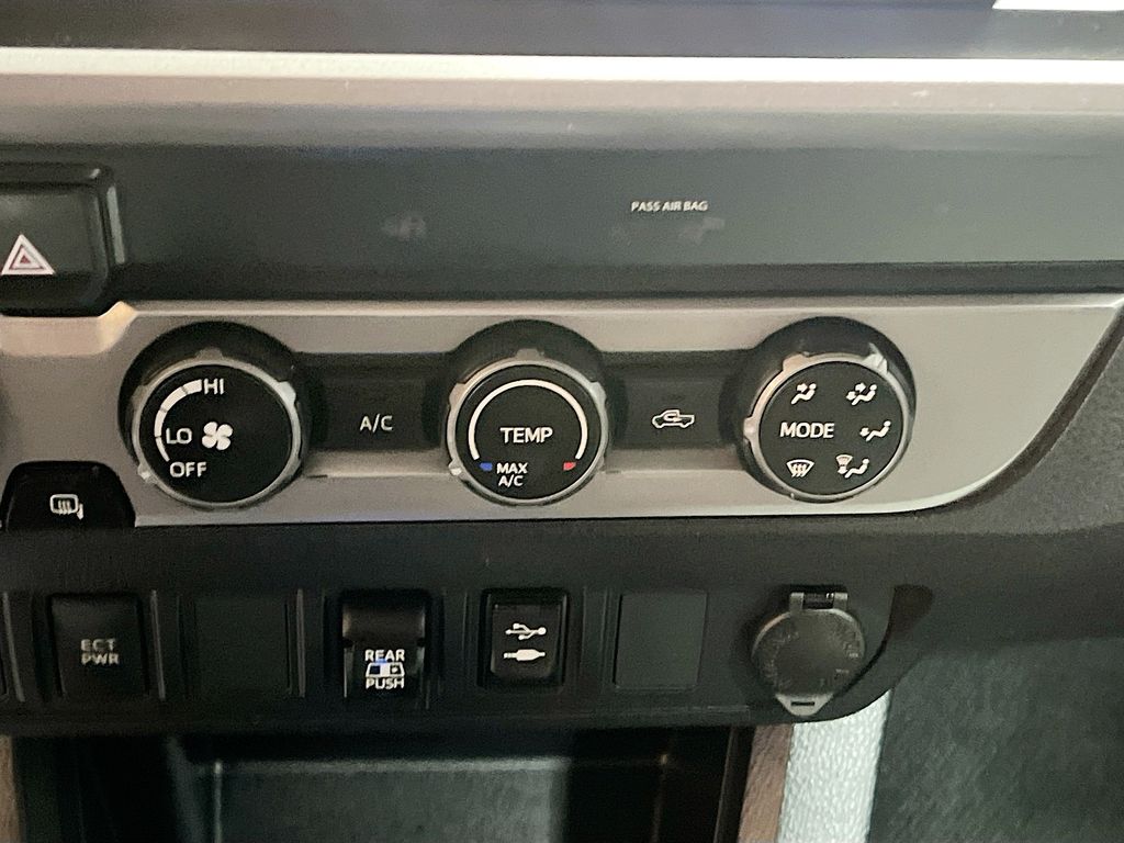Used 2019 Gray Toyota SR5 image 15