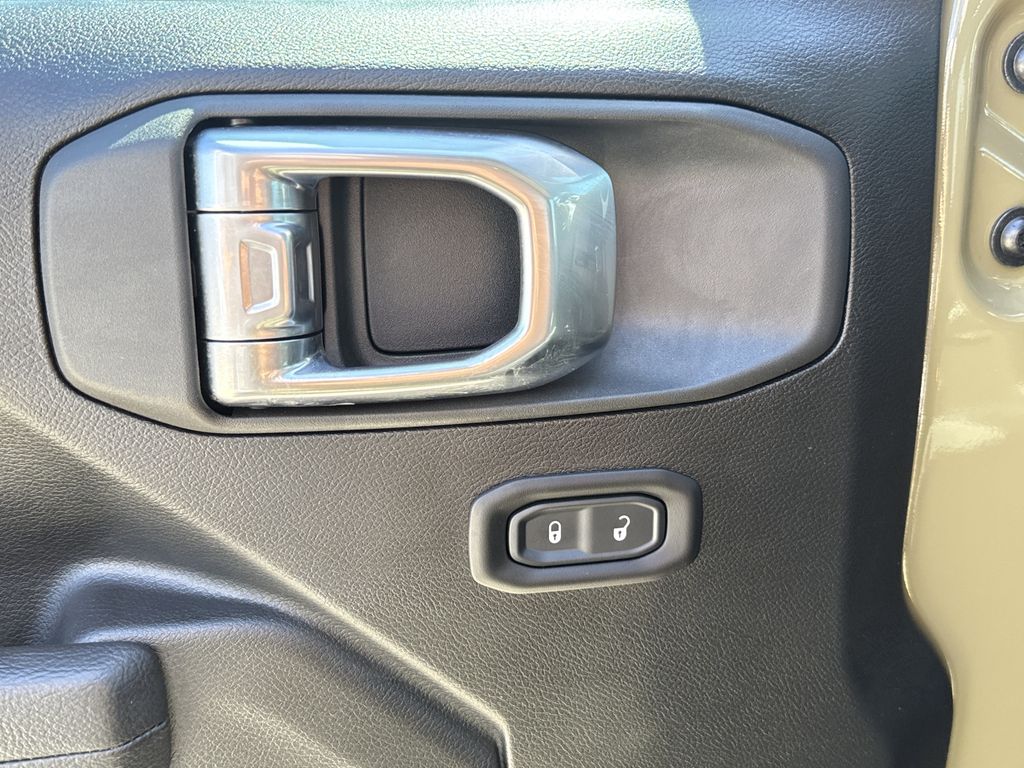 2025 Jeep Wrangler Sport - 10