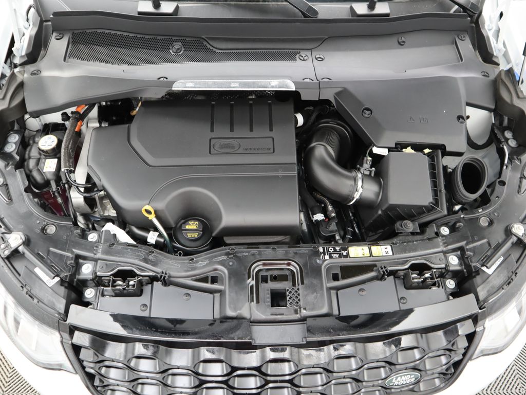 Thumbnail: 2024 Land Rover Discovery Sport - 30