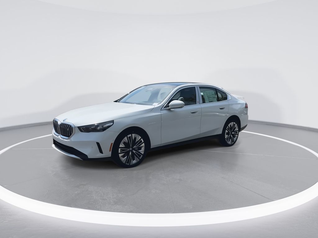 Thumbnail: 2027 BMW i5 - 4