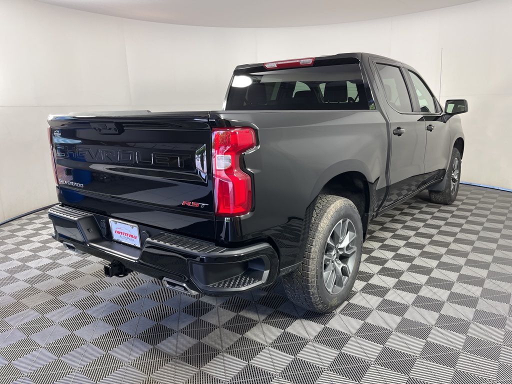 Thumbnail: 2026 Chevrolet Silverado 1500 - 5
