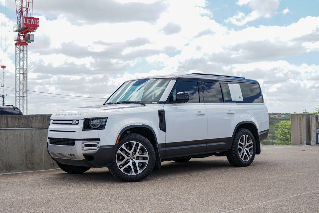 Fuji White 2023 Land Rover Defender 130 SE AWD SUV / Crossover All-Wheel Drive 8-Speed Automatic