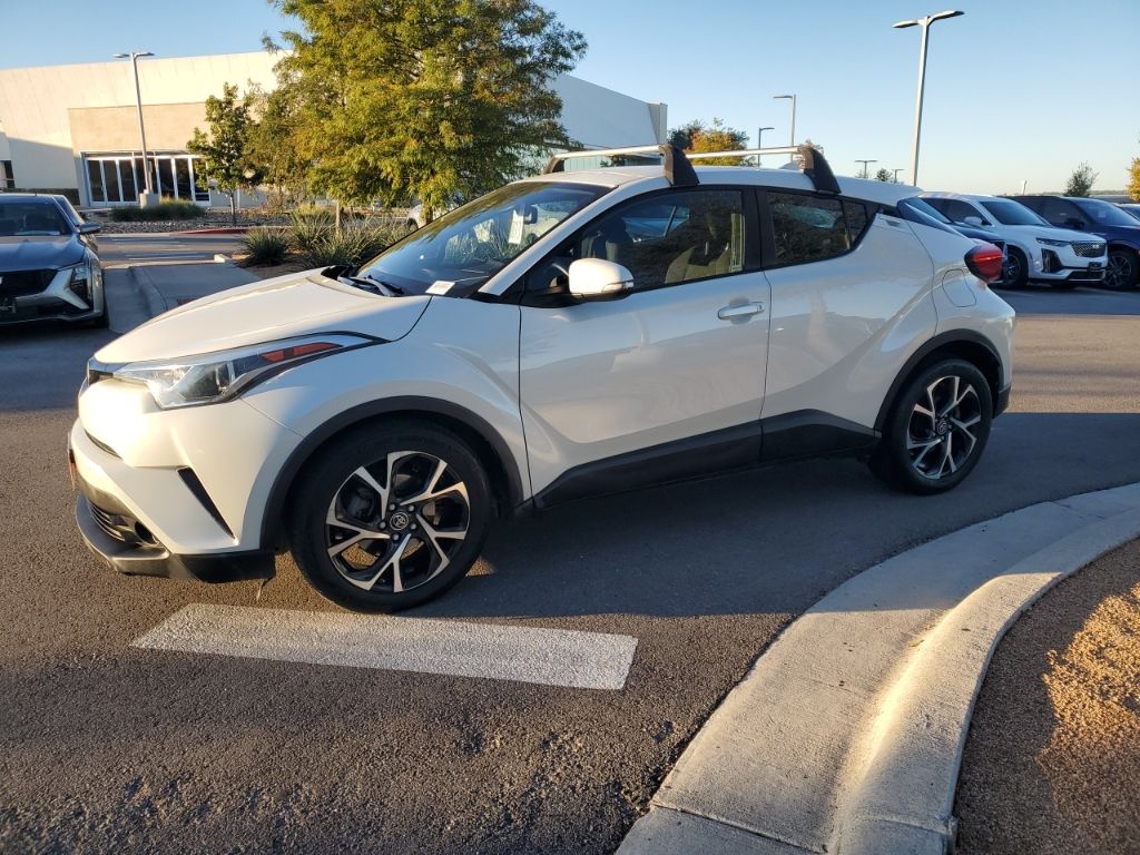 Used Car 2018 Toyota C-hr  Xle For Sale Under $20,000 In Austin, Texas