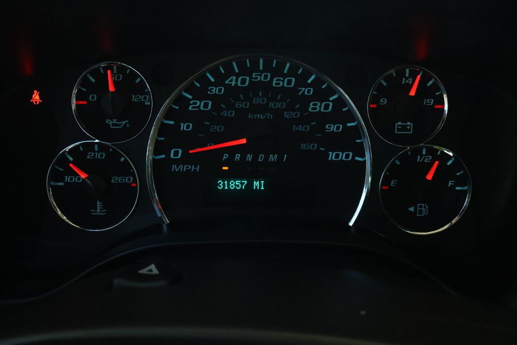 Thumbnail: 2022 Chevrolet Express - 23