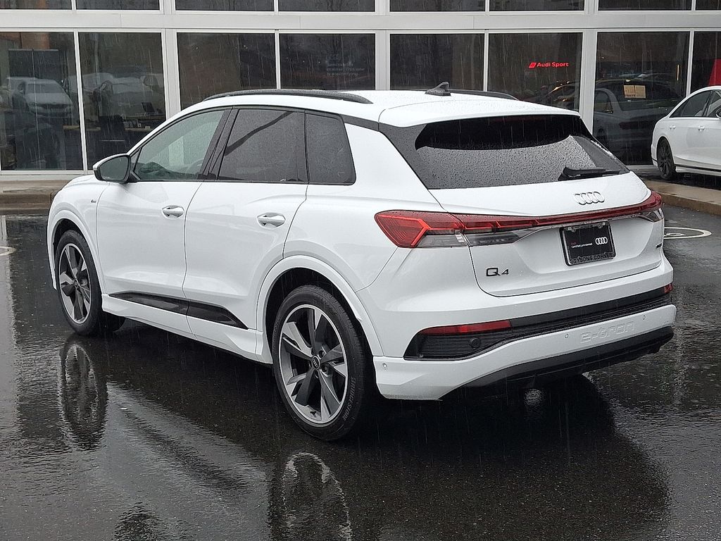 Thumbnail: 2024 Audi Q4 e-tron - 6