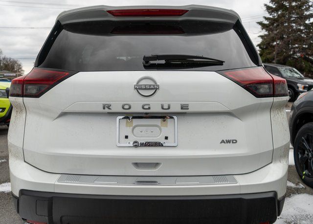 2026 Nissan Rogue SV - 5