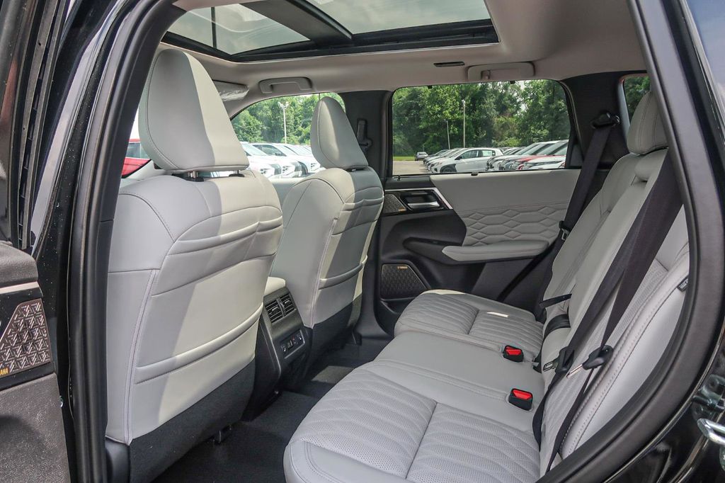 2025 Mitsubishi Outlander SEL 2.5 S-AWC