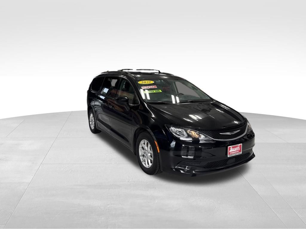 Used 2021 Black Chrysler LXI image 8