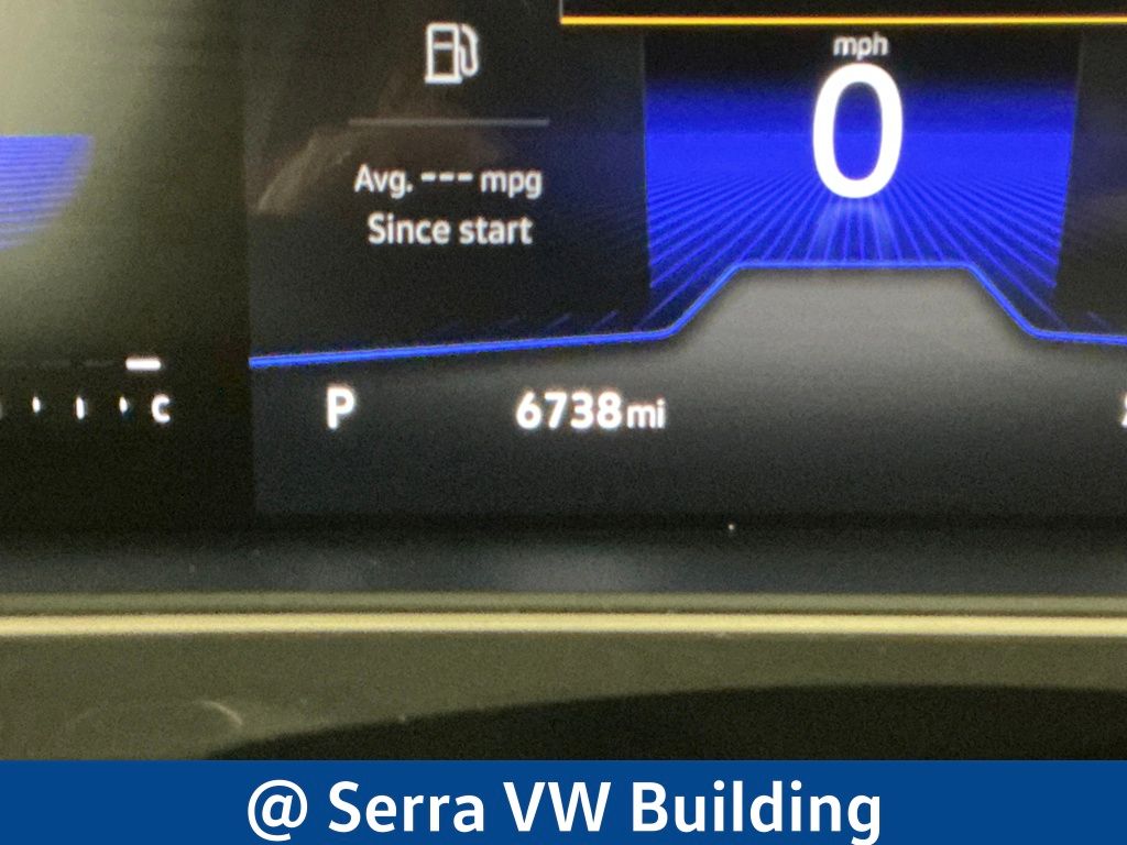 Certified Used 2024  Volkswagen 2.0T SE image 25