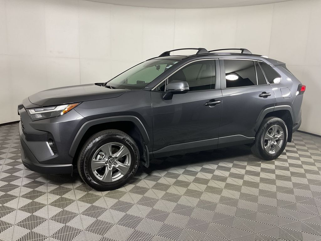 Magnetic Gray Metallic 2025 Toyota RAV4 XLE FWD SUV / Crossover Front-Wheel Drive 8-Speed Automatic