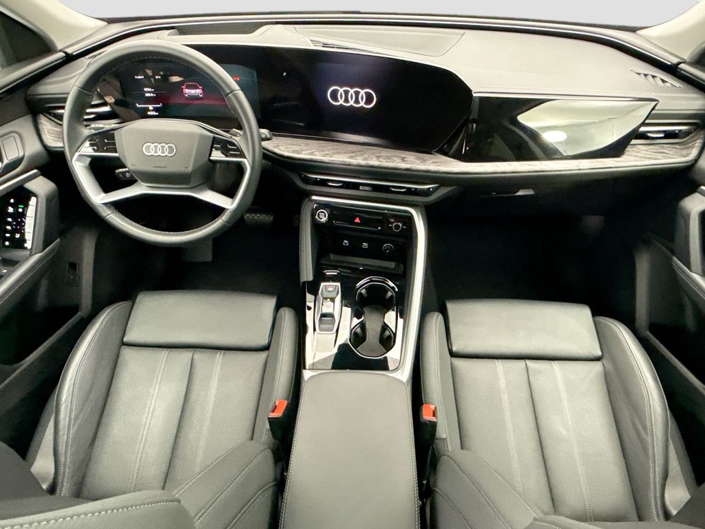 Thumbnail: 2025 Audi Q5 - 13