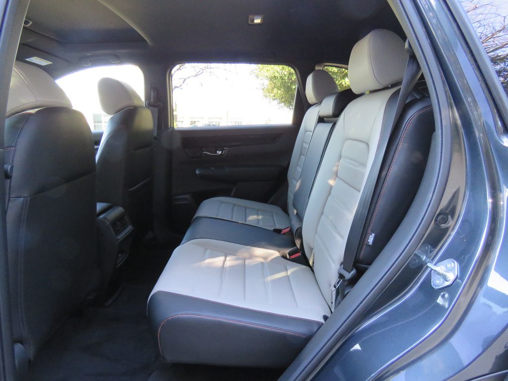 2025 Honda CR-V Sport Touring 11