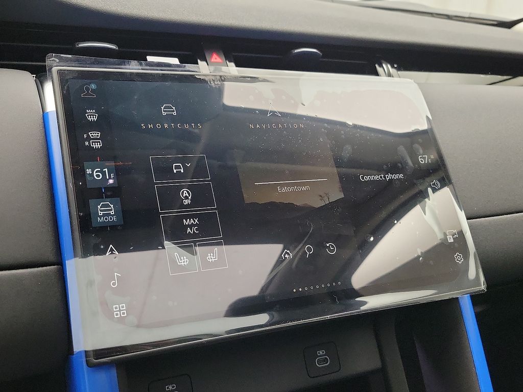 2024 Land Rover Discovery Sport S 11