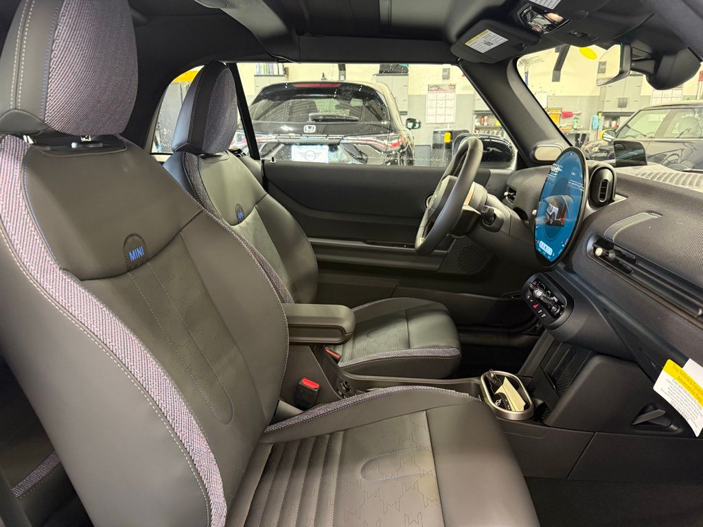 Thumbnail: 2026 MINI Cooper - 21