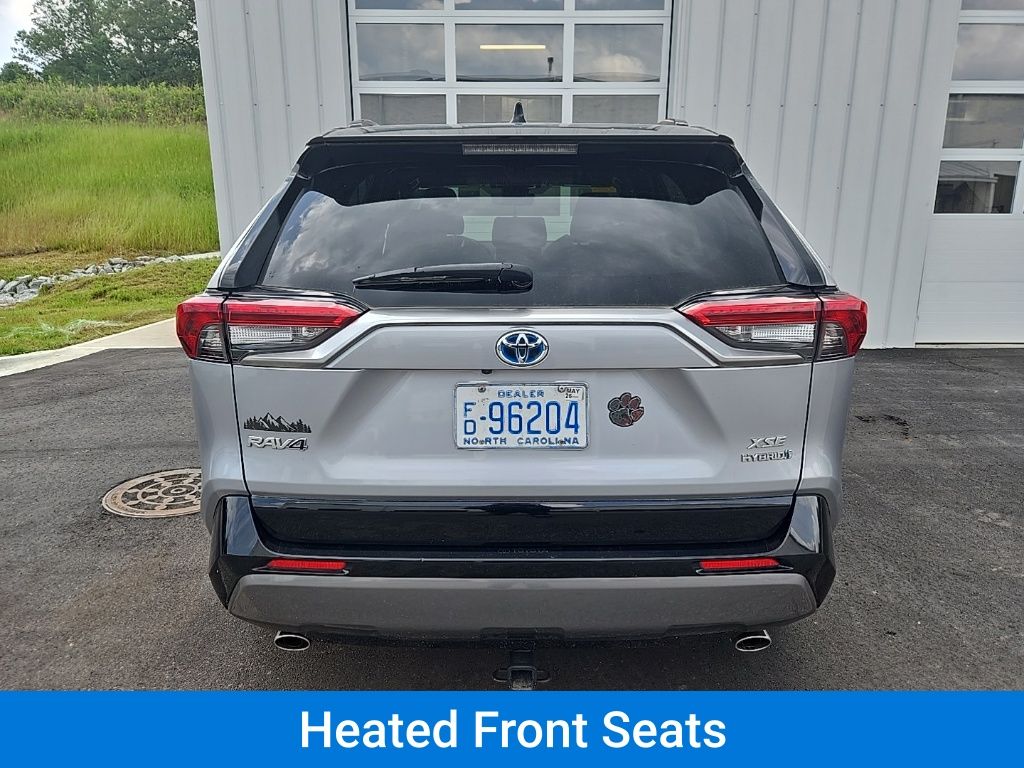 2021 Toyota RAV4 Hybrid XSE photo