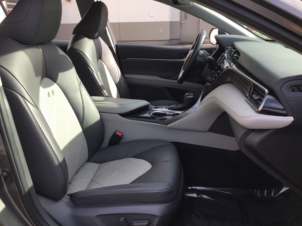 Thumbnail: 2019 Toyota Camry - 13