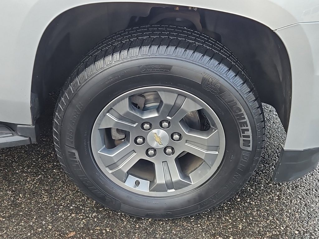 2019 Chevrolet Tahoe LS photo