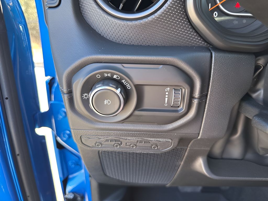 New 2026 Blue Jeep Rubicon image 29