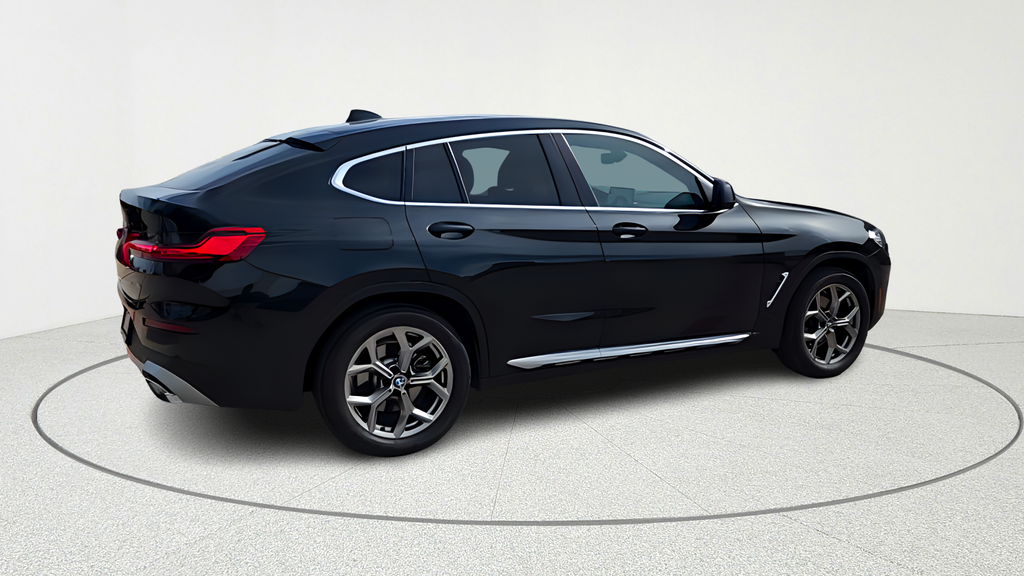 2023 BMW X4