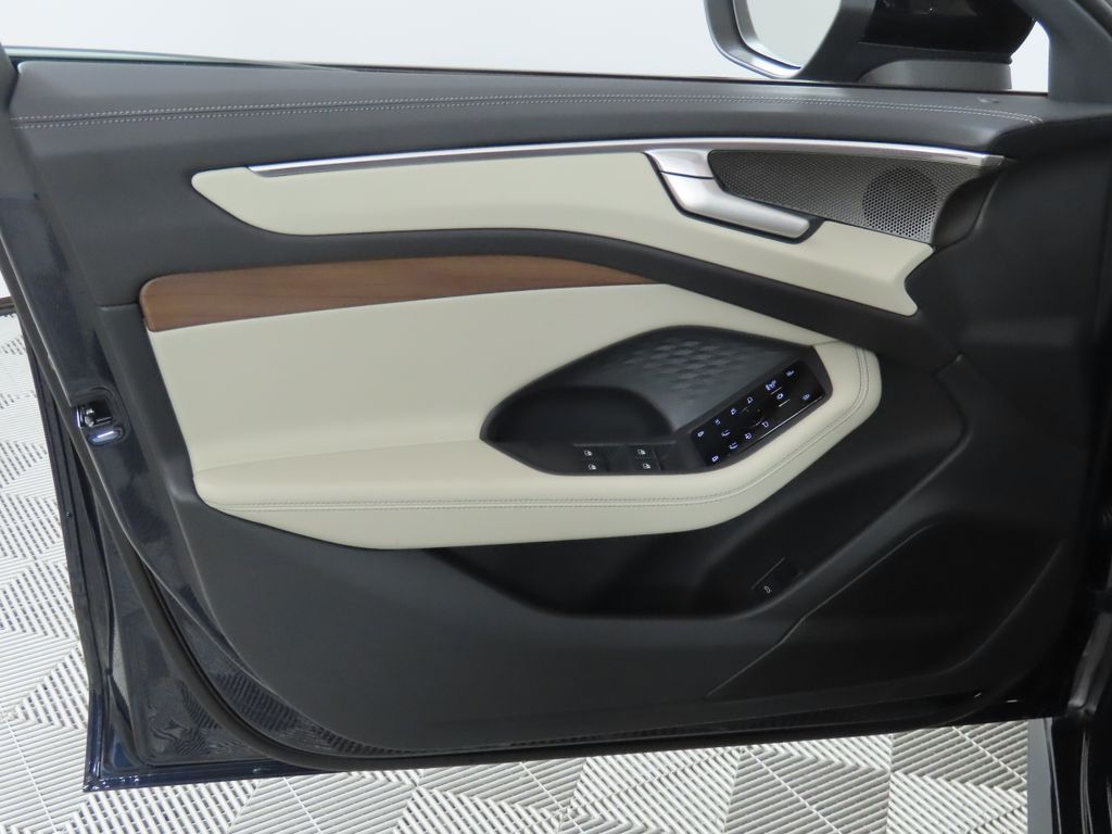 Thumbnail: 2026 Audi A6 - 27
