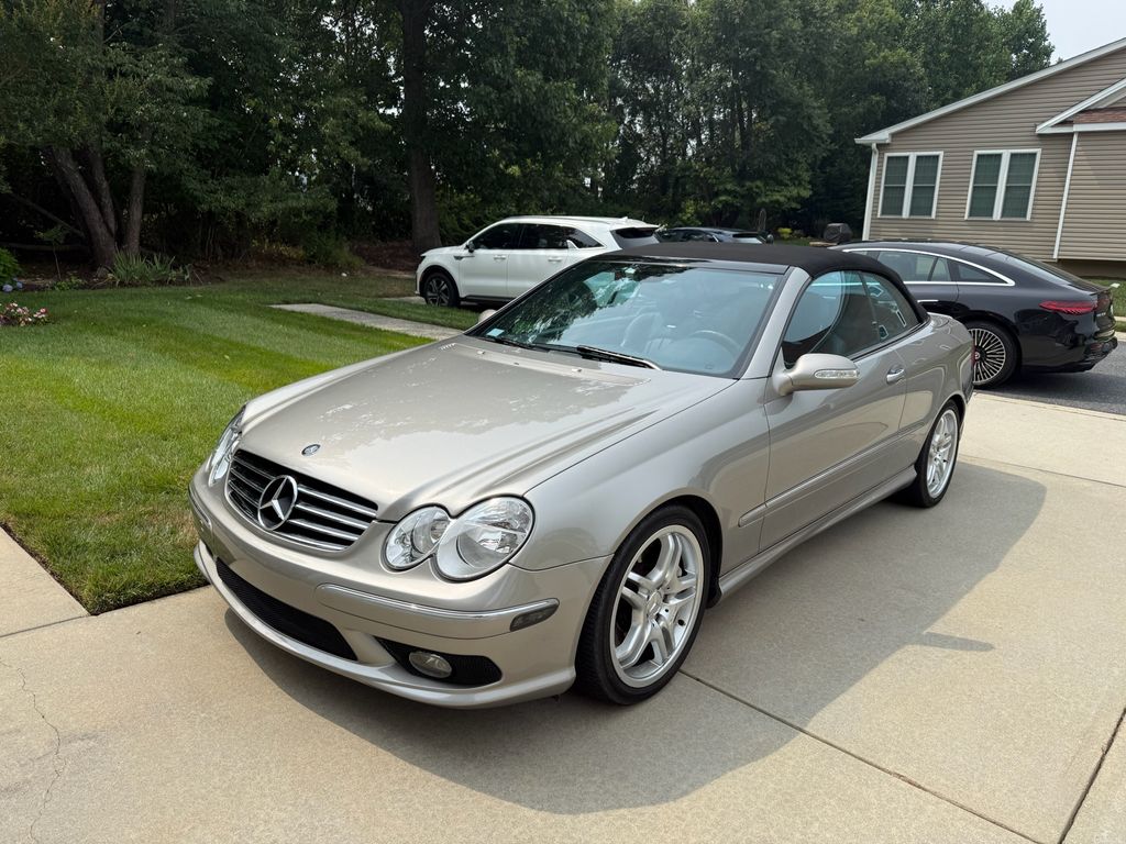 Silver 2005 Mercedes-Benz CLK Convertible Rear-Wheel Drive 5-Speed Automatic Overdrive