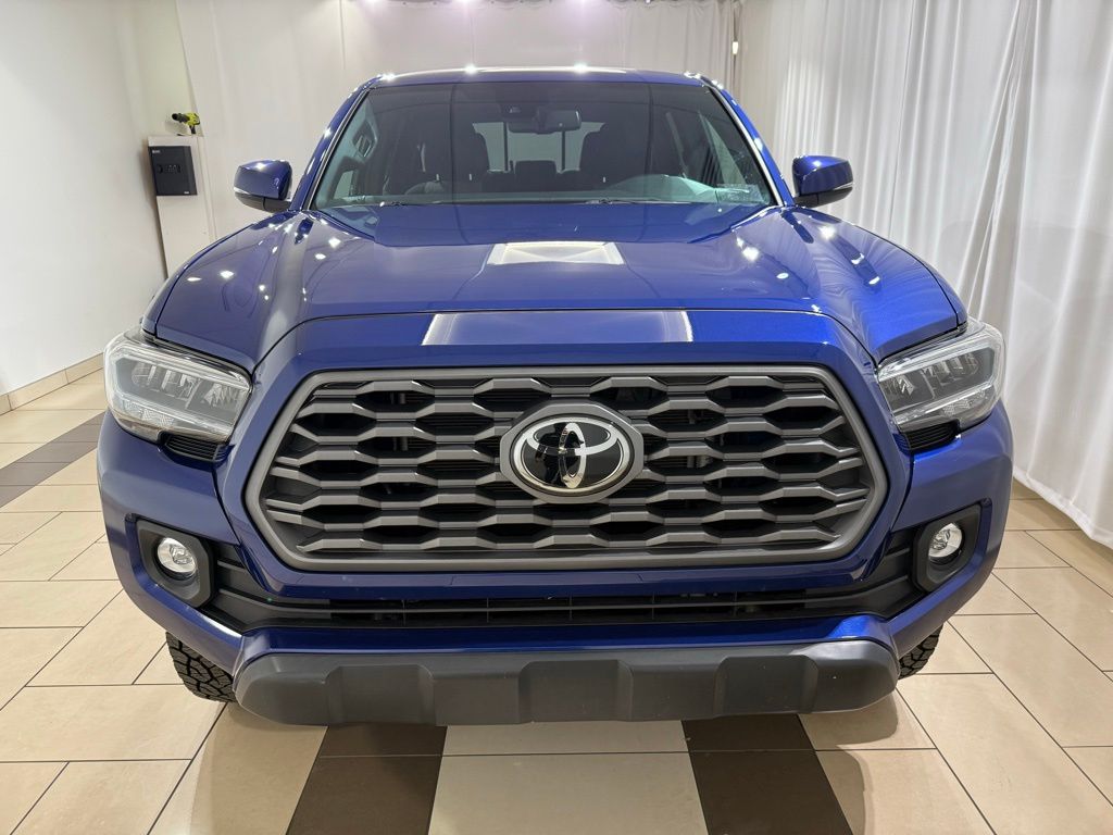 Thumbnail: 2022 Toyota Tacoma - 8