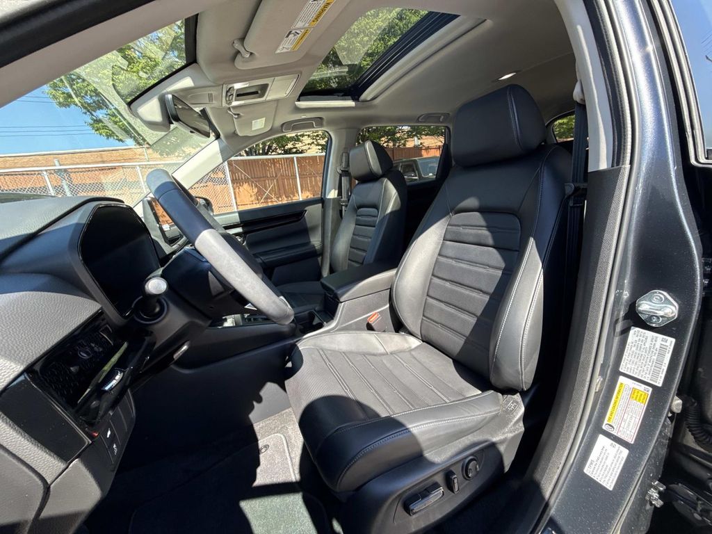 2025 Honda CR-V EX-L - Photo 13