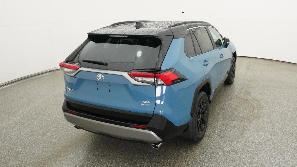 Thumbnail: 2025 Toyota RAV4 - 19