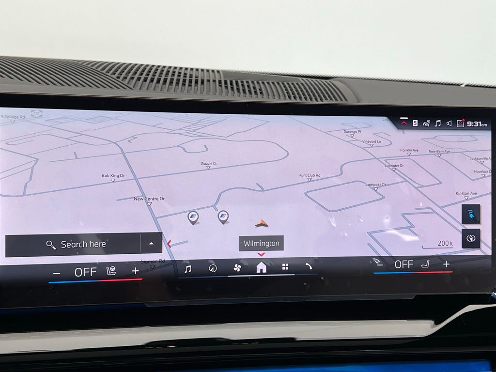 2025 BMW i5 M60 13