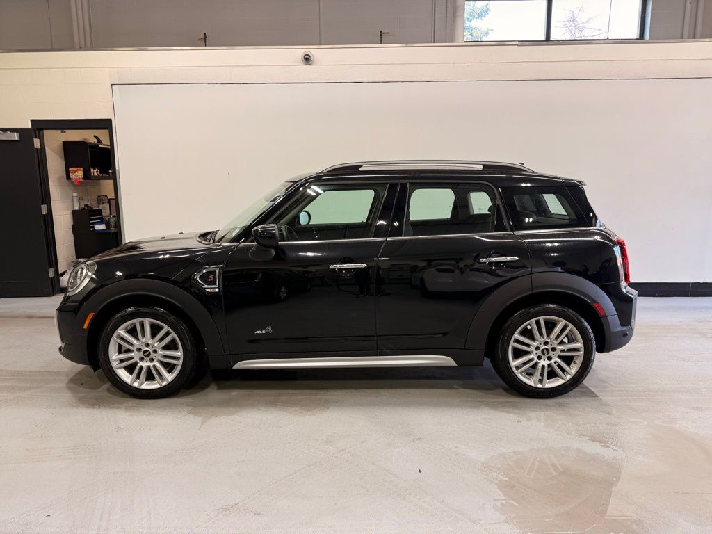 Thumbnail: 2023 MINI Cooper Countryman - 2